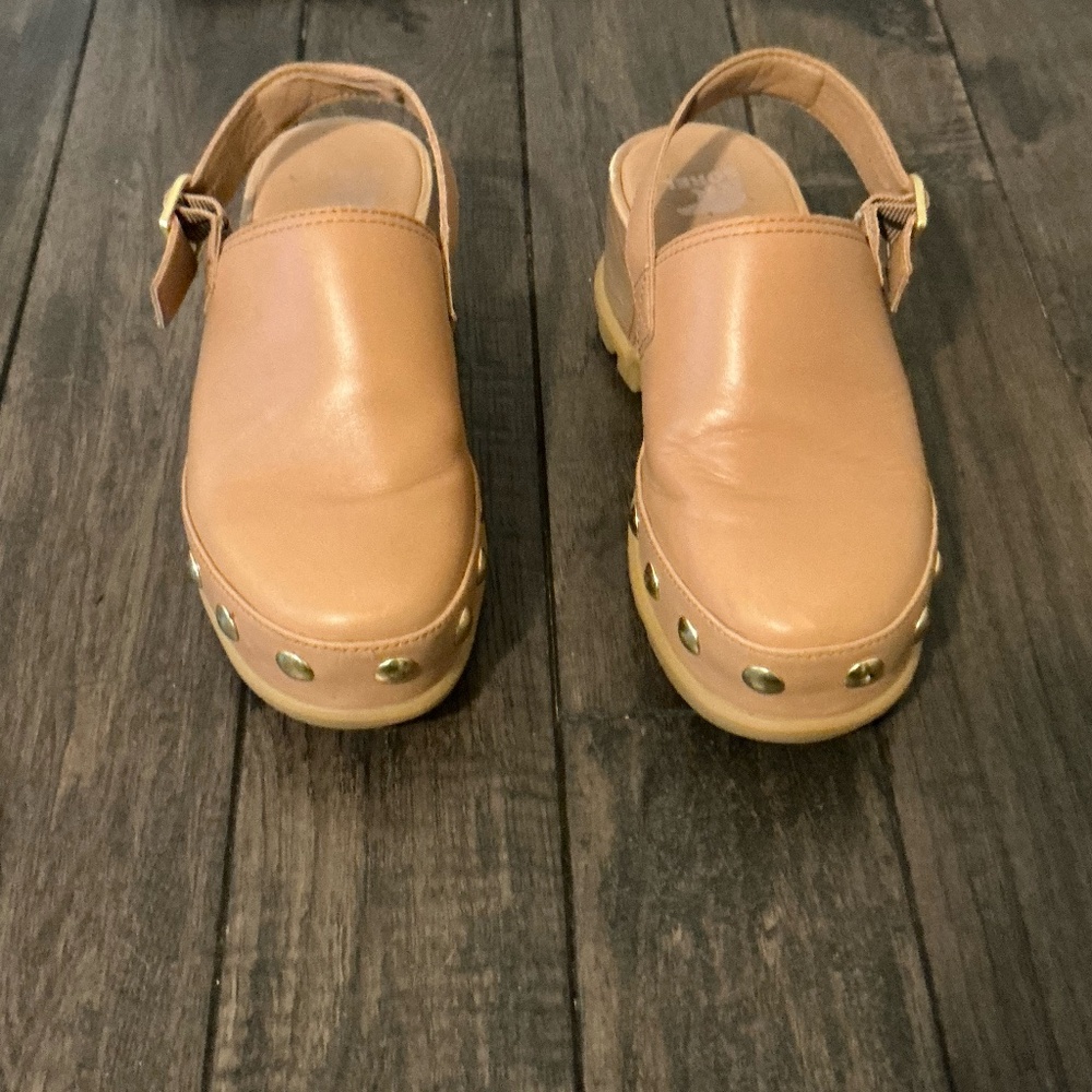 Sorel ROAM'N Clog, Tawney Buff, Sz 7, Gently worn, Waterproof